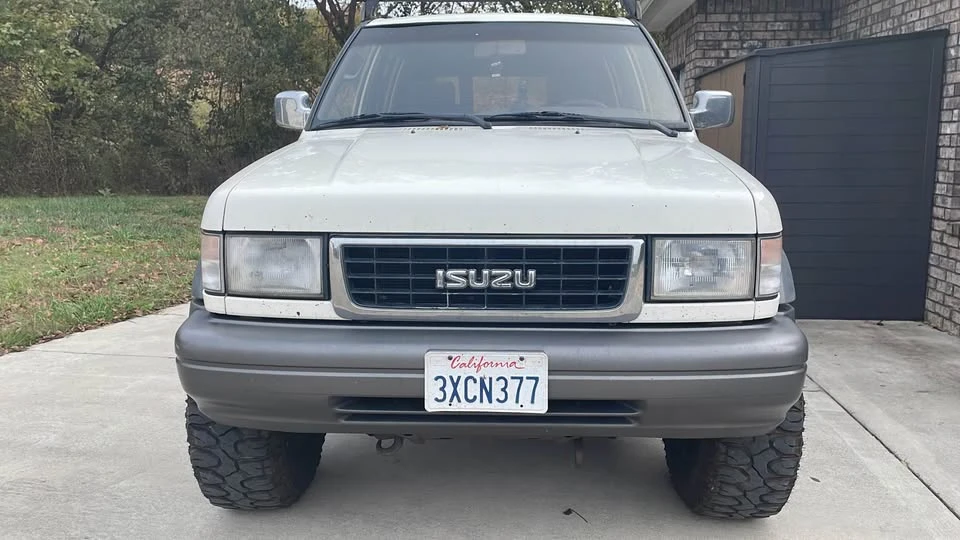1997 Isuzu Trooper - Image 15 of 15