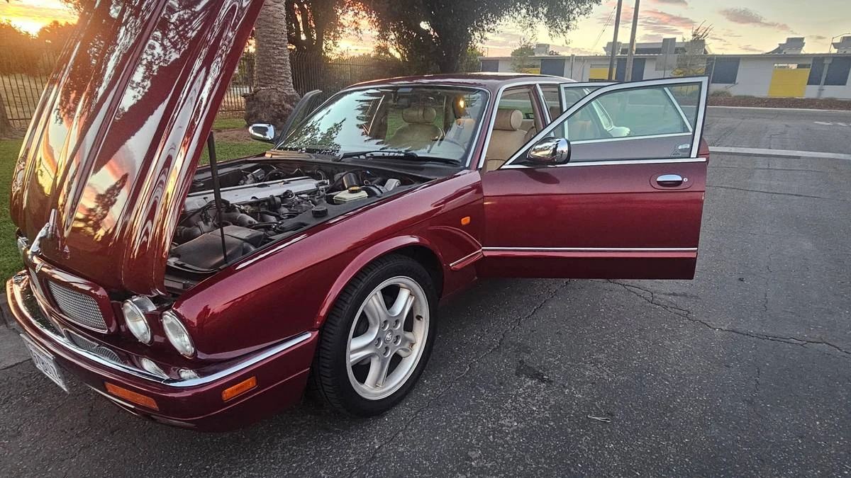 1997 Jaguar X300 XJ - Image 6 of 8