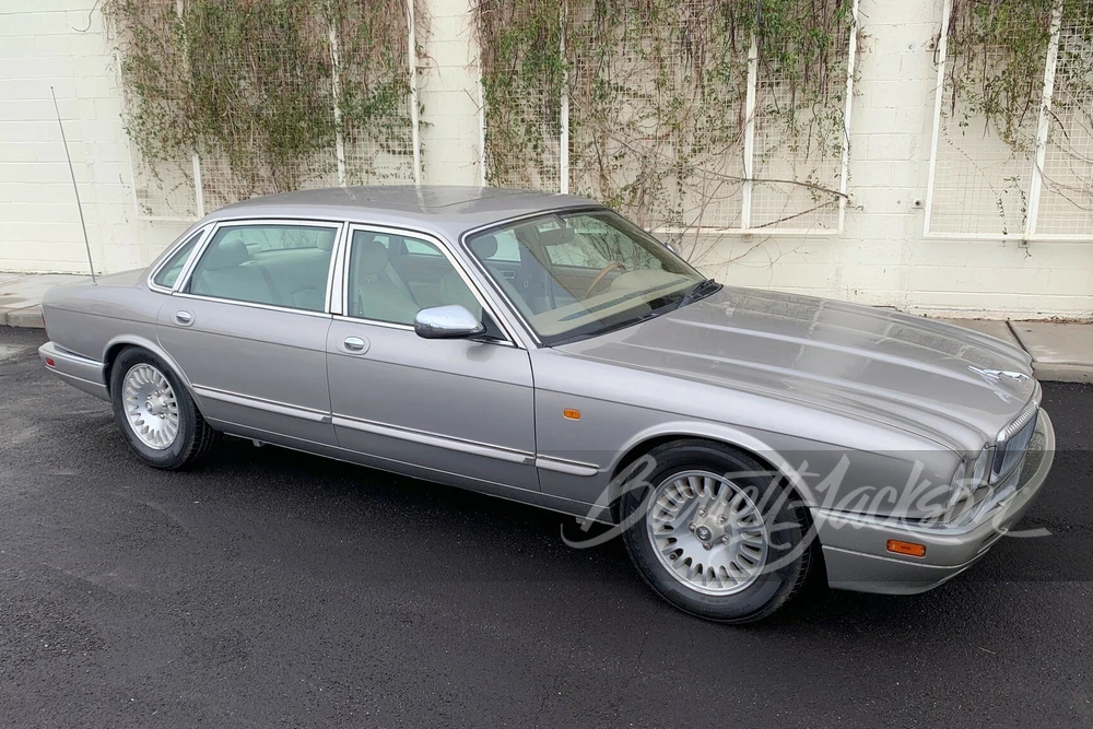 1997 Jaguar X300 XJ - Image 6 of 11