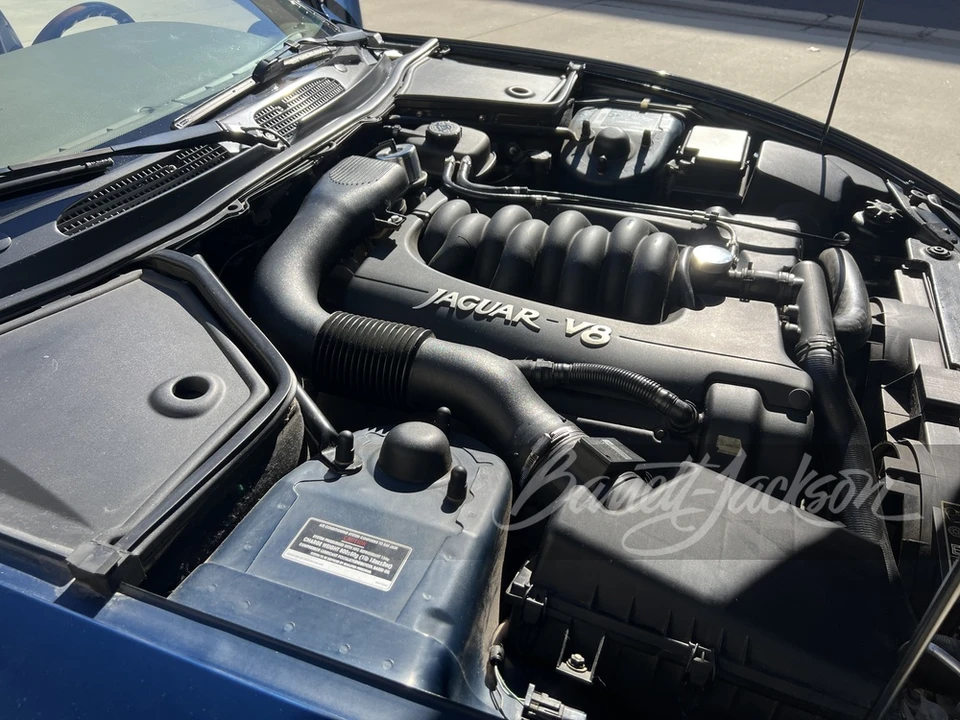 1997 Jaguar X100 XK8 - Image 13 of 31