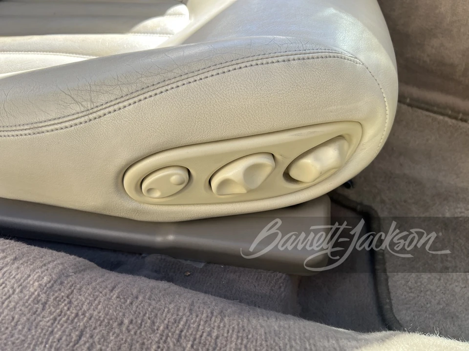 1997 Jaguar X100 XK8 - Image 18 of 31