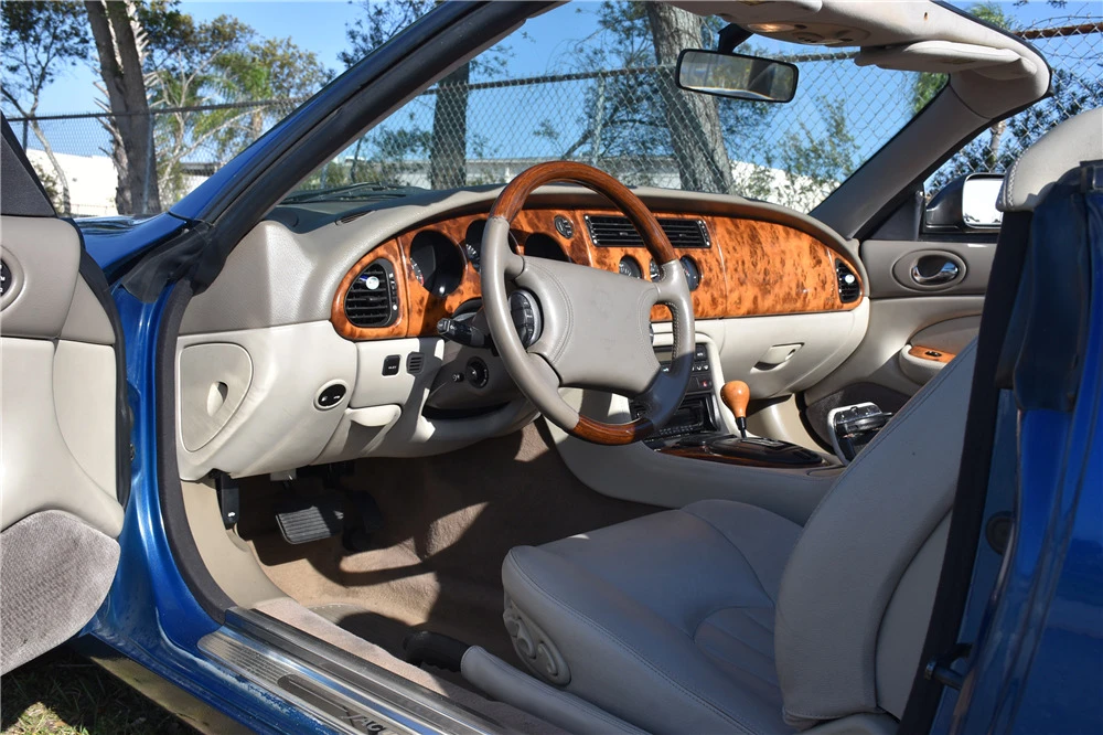 1997 Jaguar X100 XK8 - Image 4 of 5