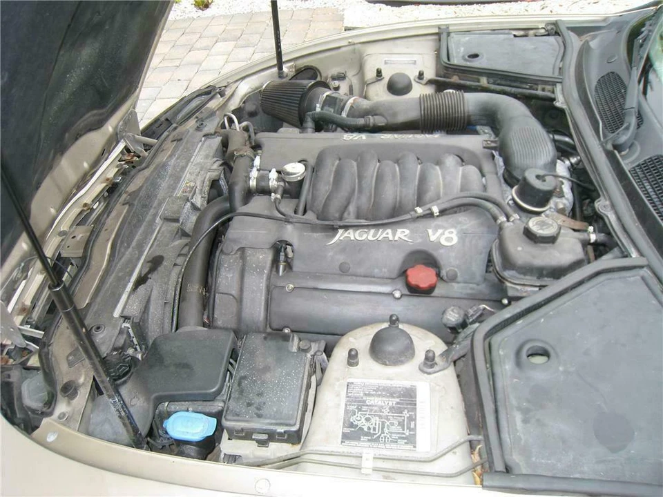 1997 Jaguar X100 XK8 - Image 3 of 5