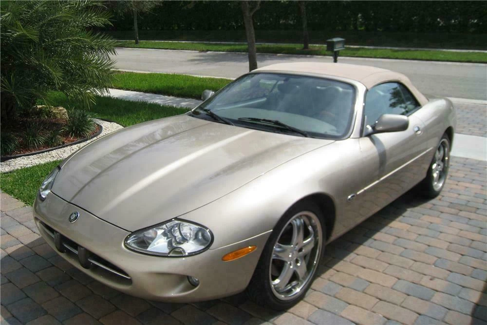 1997 Jaguar X100 XK8 - Image 2 of 5