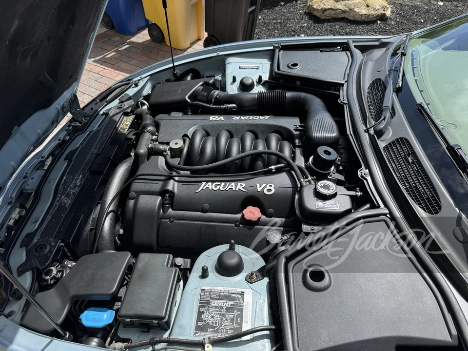 1997 Jaguar X100 XK8 - Image 4 of 8
