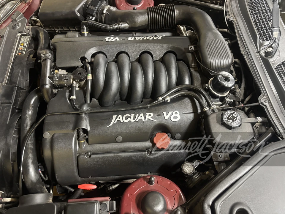 1997 Jaguar X100 XK8 - Image 4 of 9