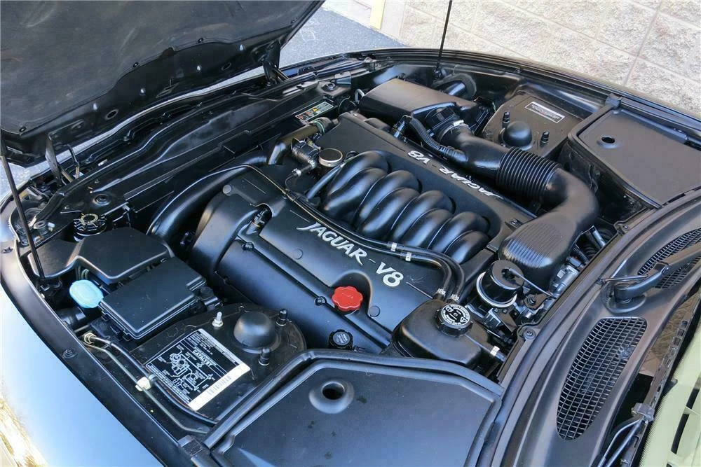 1997 Jaguar X100 XK8 - Image 3 of 5