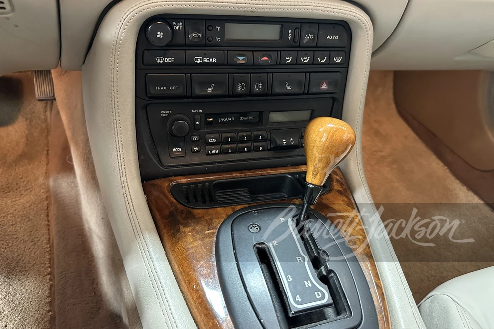 1997 Jaguar X100 XK8 - Image 7 of 20