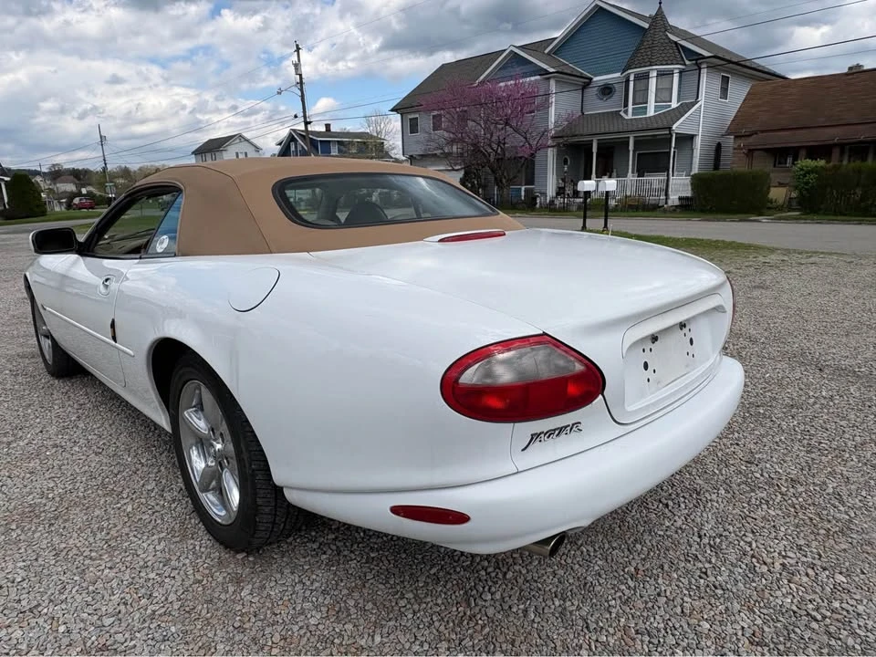 1997 Jaguar X100 XK8 - Image 10 of 13
