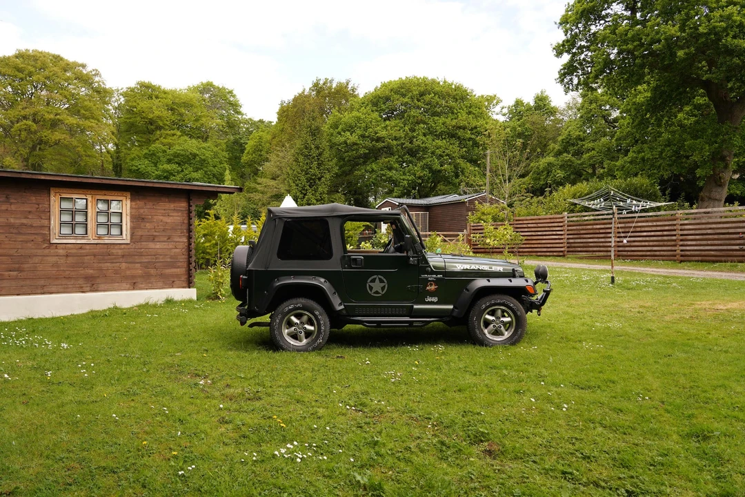 1997 Jeep TJ Wrangler - Image 10 of 31