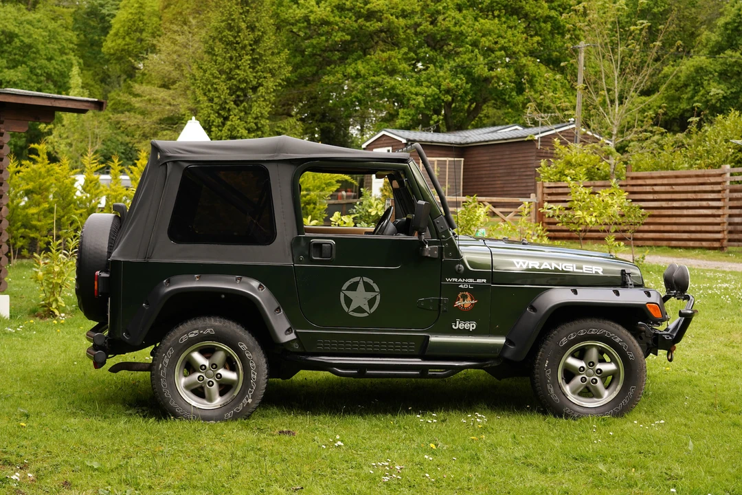 1997 Jeep TJ Wrangler - Image 11 of 31