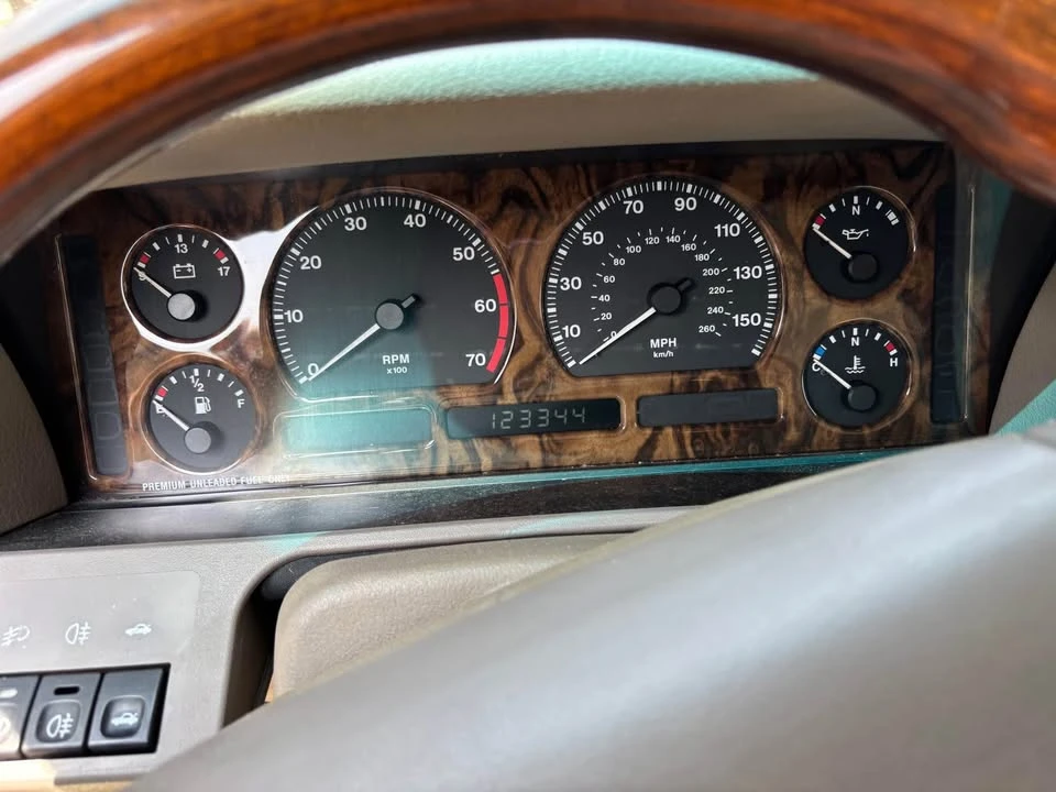 1997 Jaguar X300 XJ - Image 5 of 10