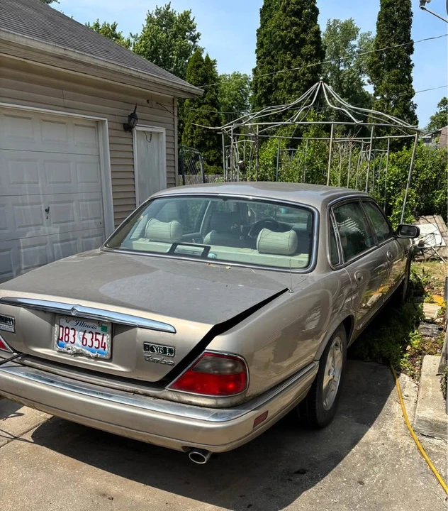 1997 Jaguar X300 XJ - Image 3 of 10