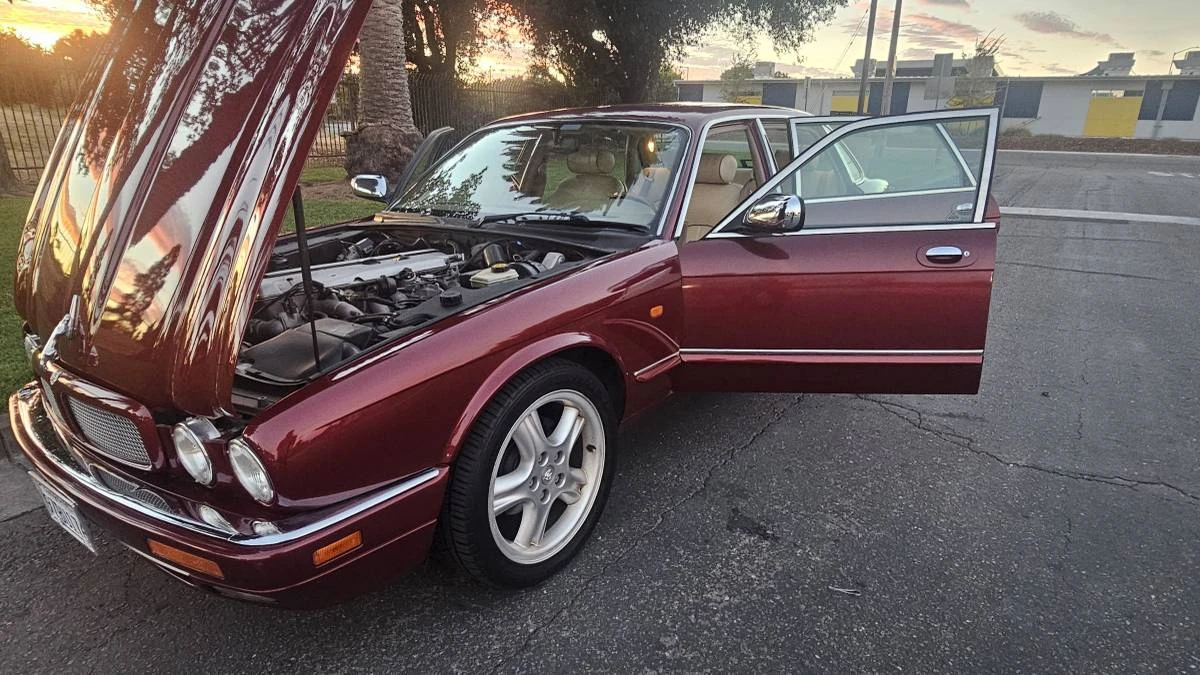 1997 Jaguar X300 XJ - Image 3 of 23