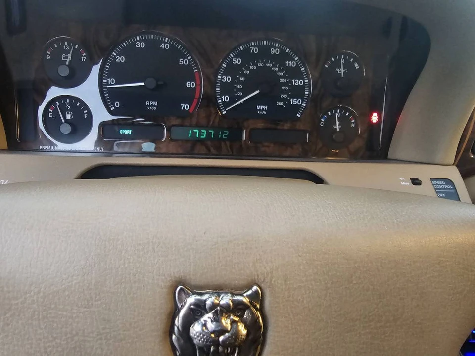 1997 Jaguar X300 XJ - Image 2 of 23