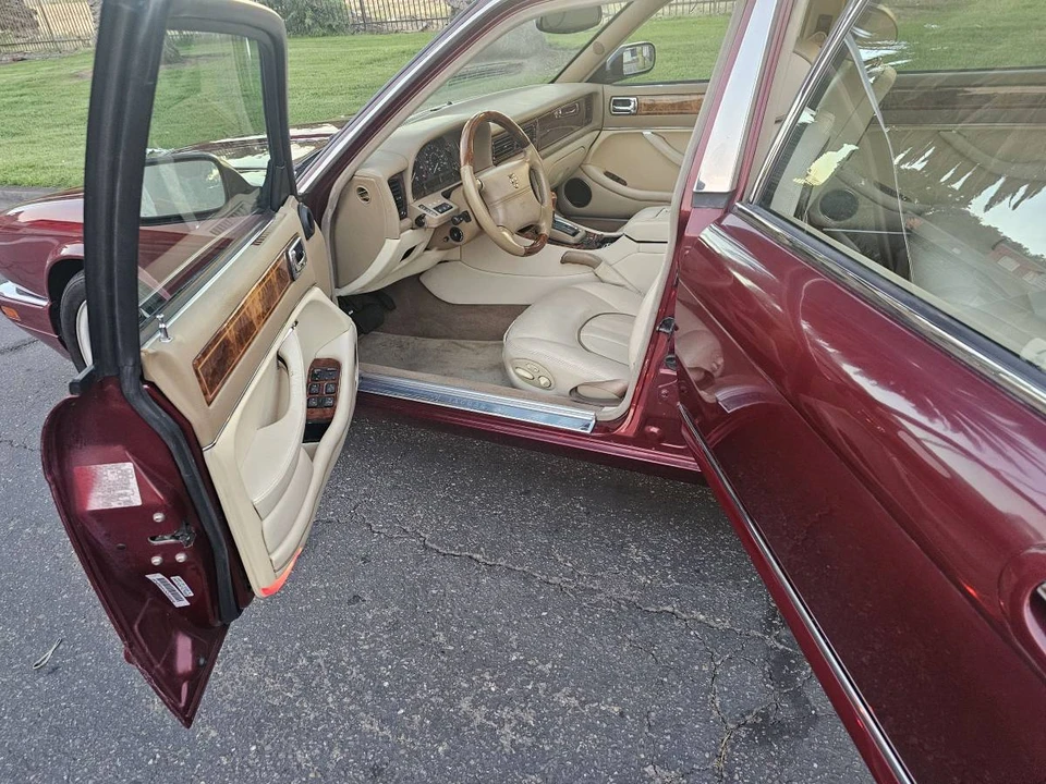 1997 Jaguar X300 XJ - Image 21 of 23