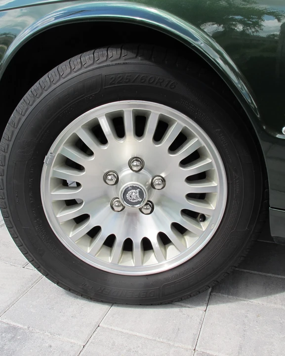 1997 Jaguar X300 XJ - Image 24 of 31
