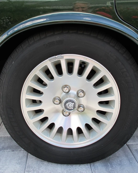 1997 Jaguar X300 XJ - Image 25 of 31