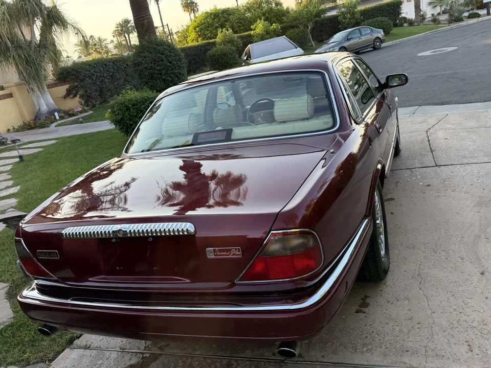1997 Jaguar X300 XJ - Image 14 of 31