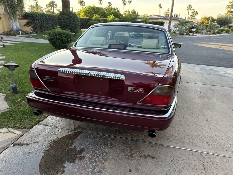 1997 Jaguar X300 XJ - Image 13 of 31