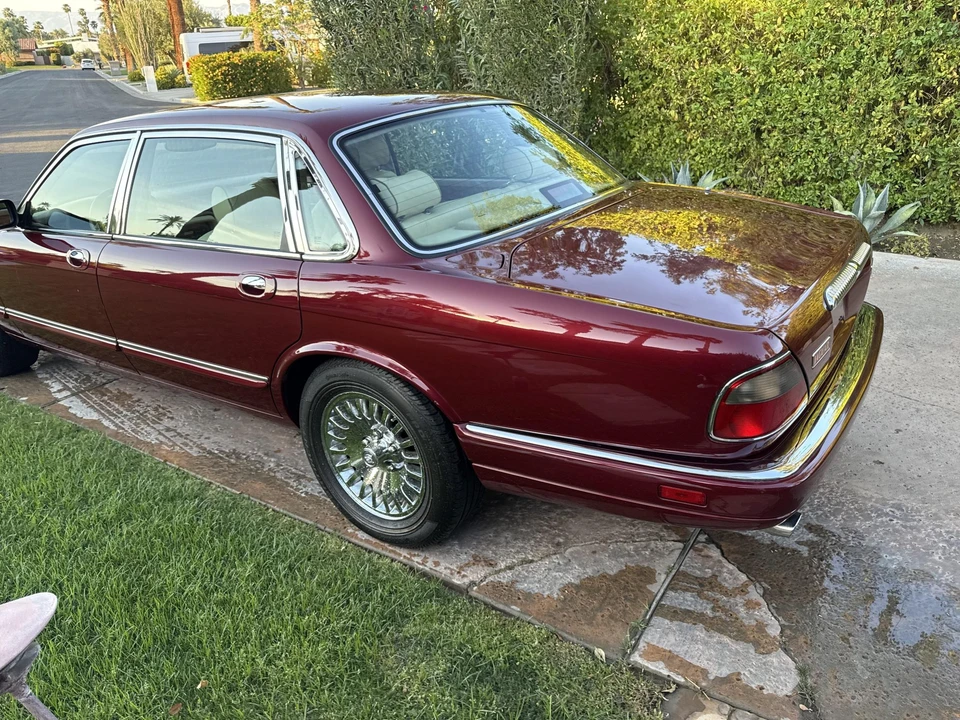 1997 Jaguar X300 XJ - Image 20 of 31