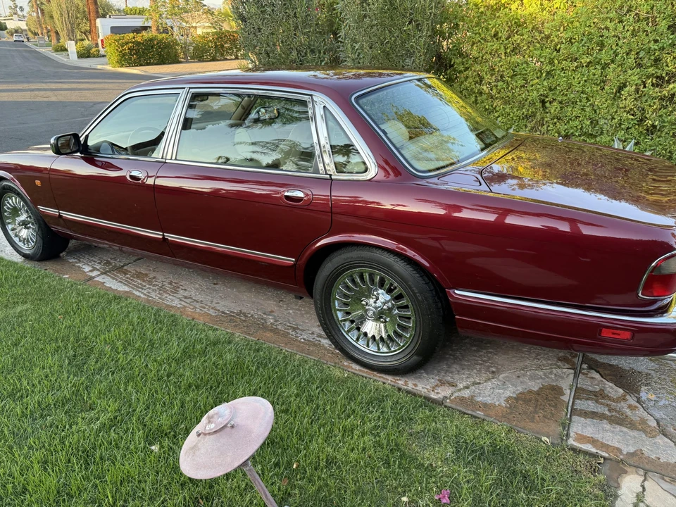 1997 Jaguar X300 XJ - Image 22 of 31