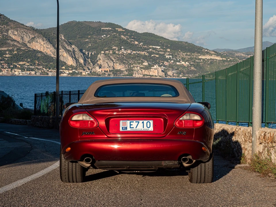 1997 Jaguar X100 XK8 - Image 11 of 30