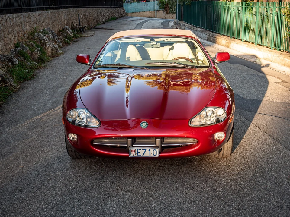 1997 Jaguar X100 XK8 - Image 20 of 30