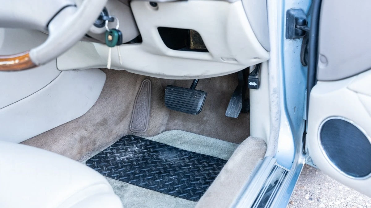 1997 Jaguar X300 XJ - Image 19 of 30