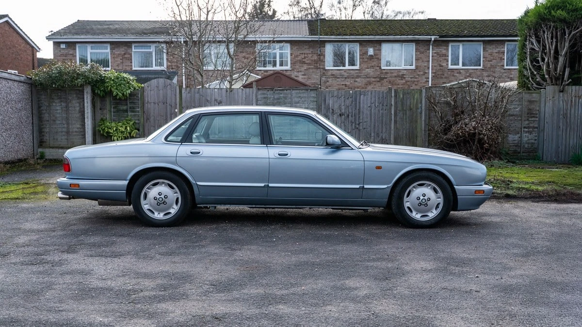 1997 Jaguar X300 XJ - Image 3 of 30