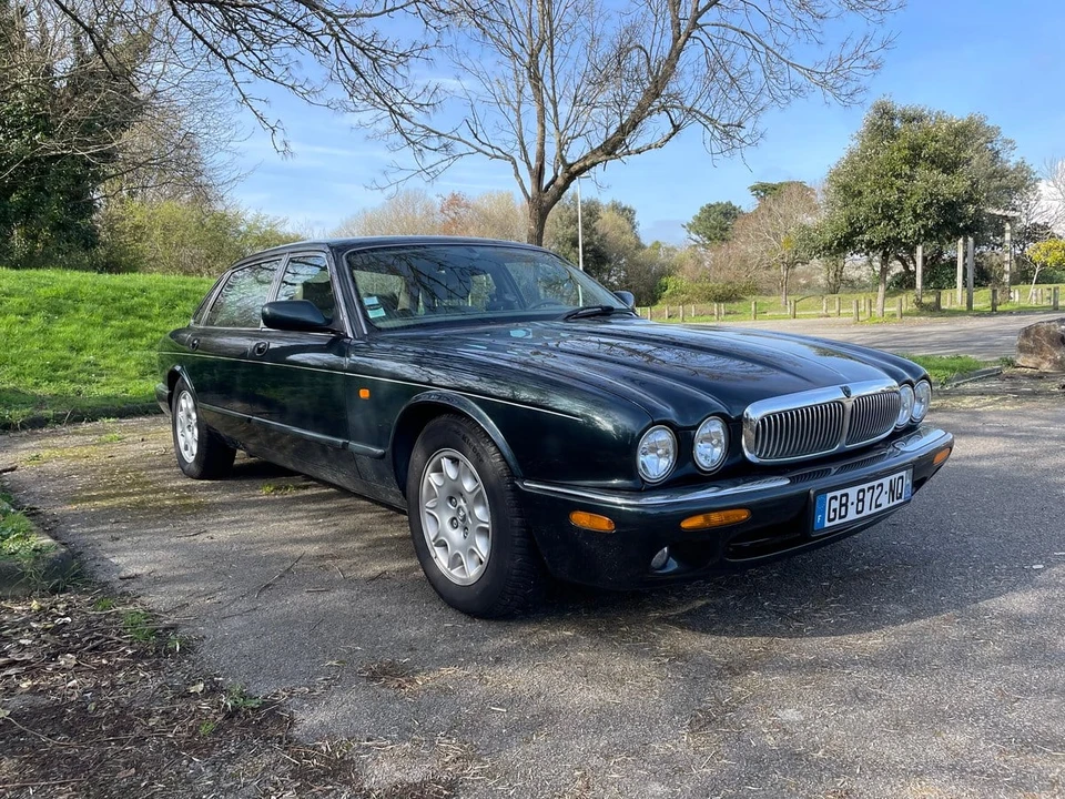 1997 Jaguar X300 XJ - Image 3 of 30