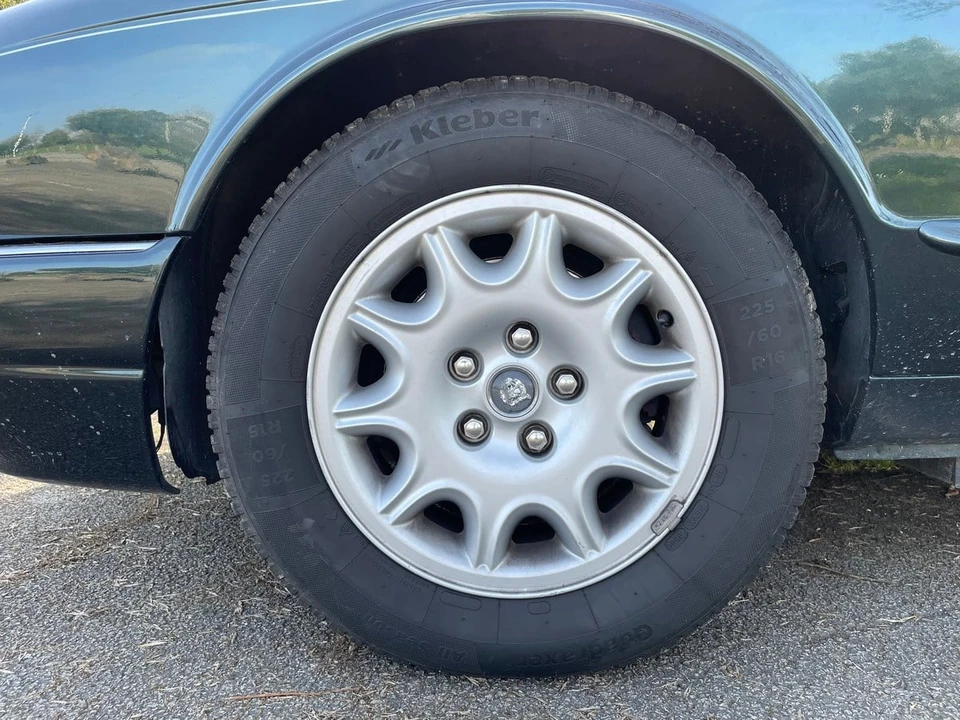 1997 Jaguar X300 XJ - Image 16 of 30