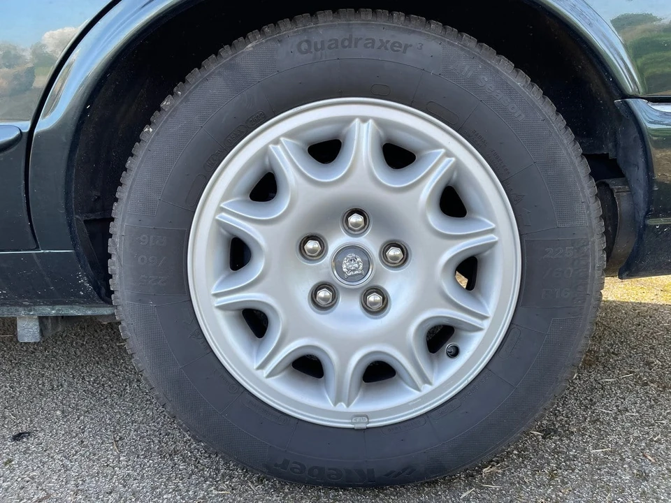1997 Jaguar X300 XJ - Image 15 of 30
