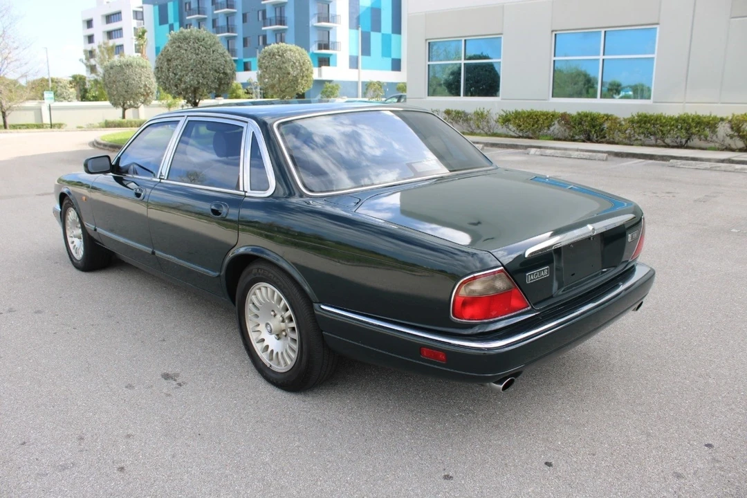 1997 Jaguar X308 XJ - Image 7 of 21