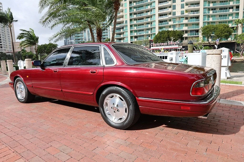 1997 Jaguar XJ Series 4 - Image 5 of 12