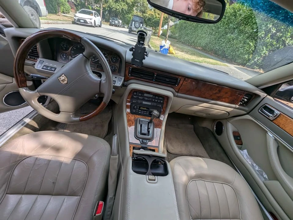 1997 Jaguar X300 XJ - Image 5 of 9