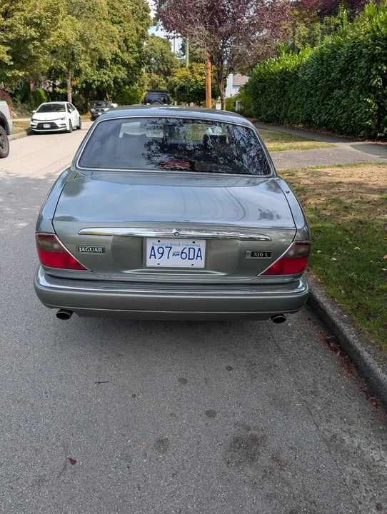 1997 Jaguar X300 XJ - Image 2 of 9