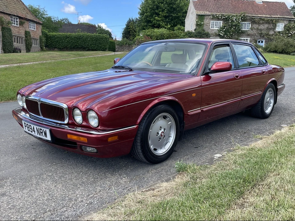 1997 Jaguar X300 XJ - Image 4 of 30