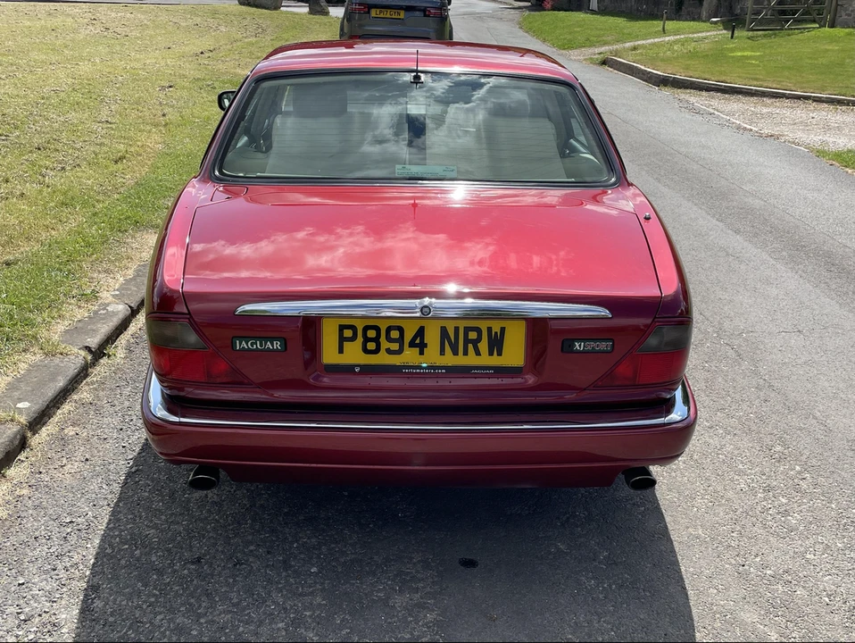 1997 Jaguar X300 XJ - Image 19 of 30