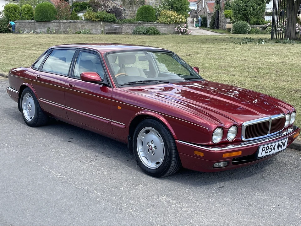 1997 Jaguar X300 XJ - Image 3 of 30
