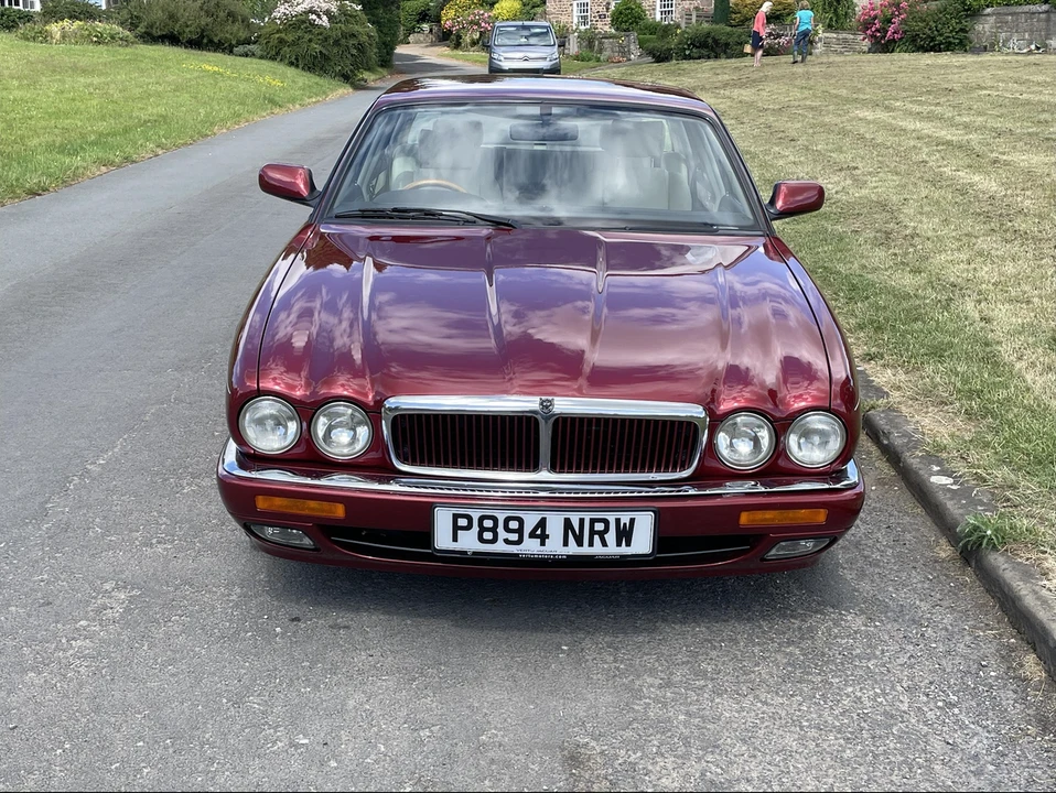 1997 Jaguar X300 XJ - Image 15 of 30