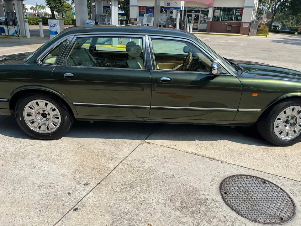 1997 Jaguar X300 XJ - Image 2 of 6