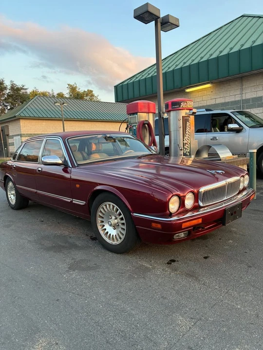 1997 Jaguar X300 XJ - Image 6 of 14