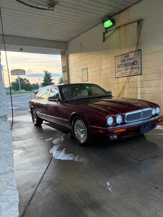 1997 Jaguar X300 XJ - Image 8 of 14