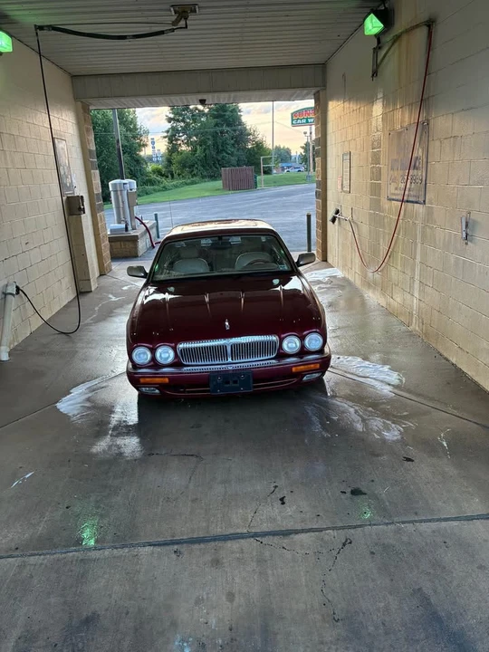 1997 Jaguar X300 XJ - Image 9 of 14