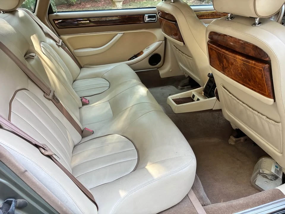 1997 Jaguar X300 XJ - Image 2 of 7