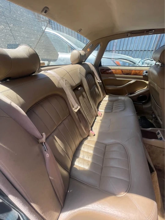 1997 Jaguar X300 XJ - Image 9 of 12