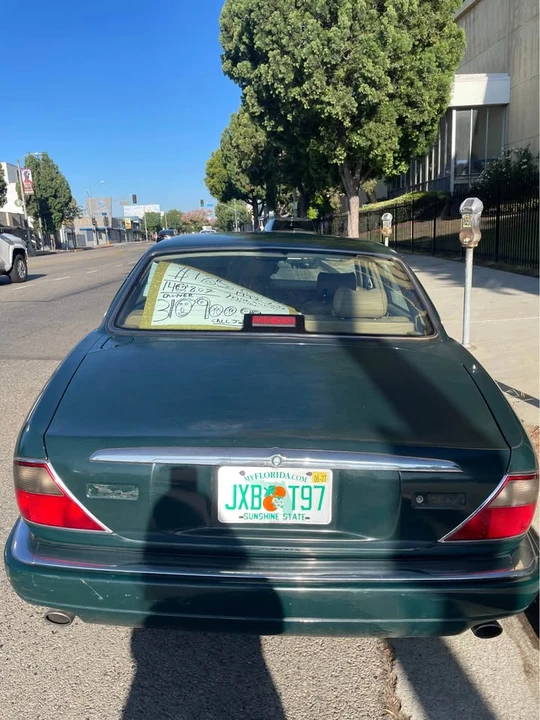 1997 Jaguar X300 XJ - Image 3 of 12