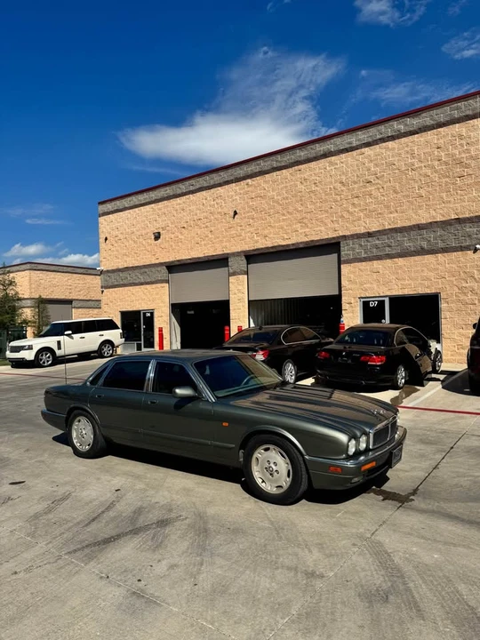 1997 Jaguar X300 XJ - Image 3 of 10