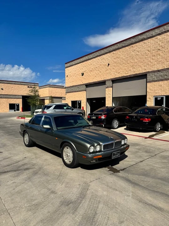 1997 Jaguar X300 XJ - Image 4 of 10
